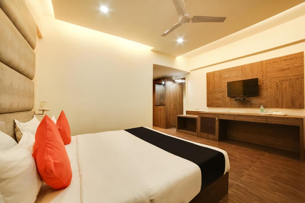Bhalukpung Capital O 61351 Waii International酒店 外观 照片