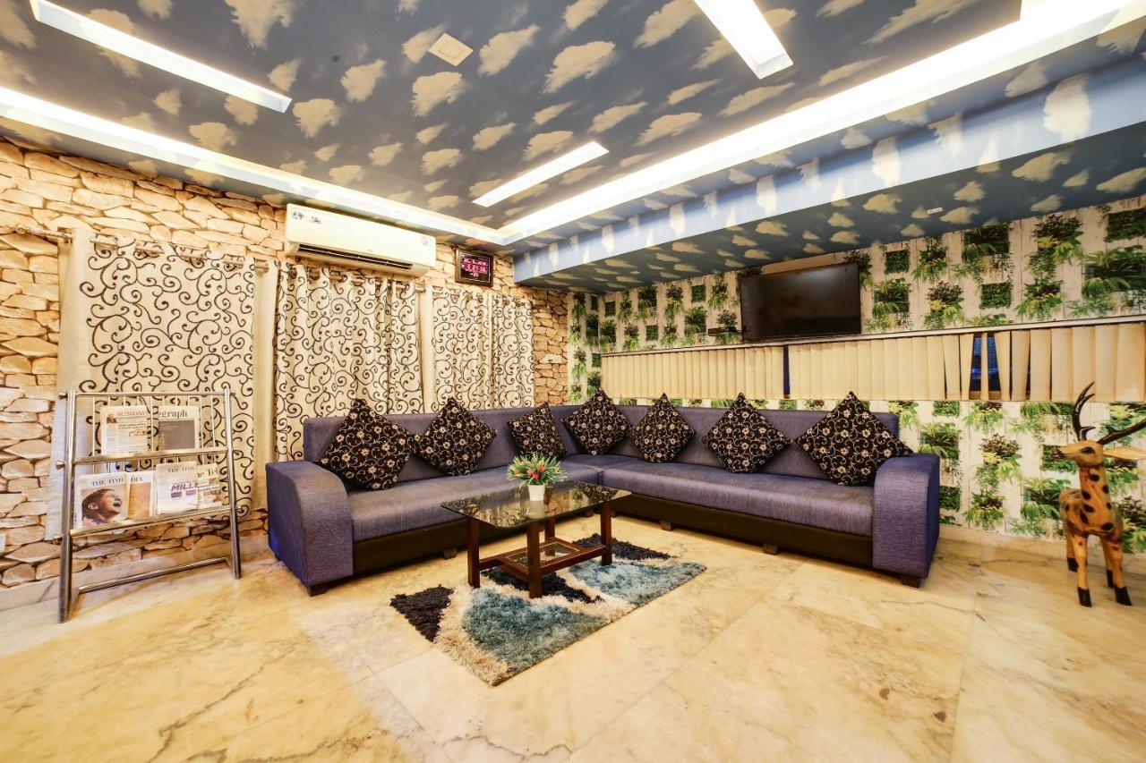 Bhalukpung Capital O 61351 Waii International酒店 外观 照片