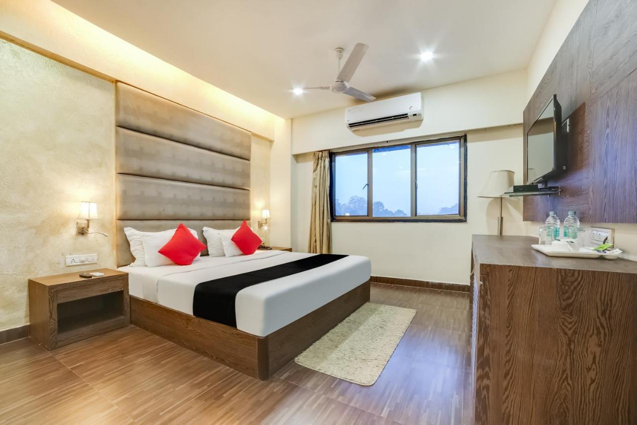 Bhalukpung Capital O 61351 Waii International酒店 外观 照片