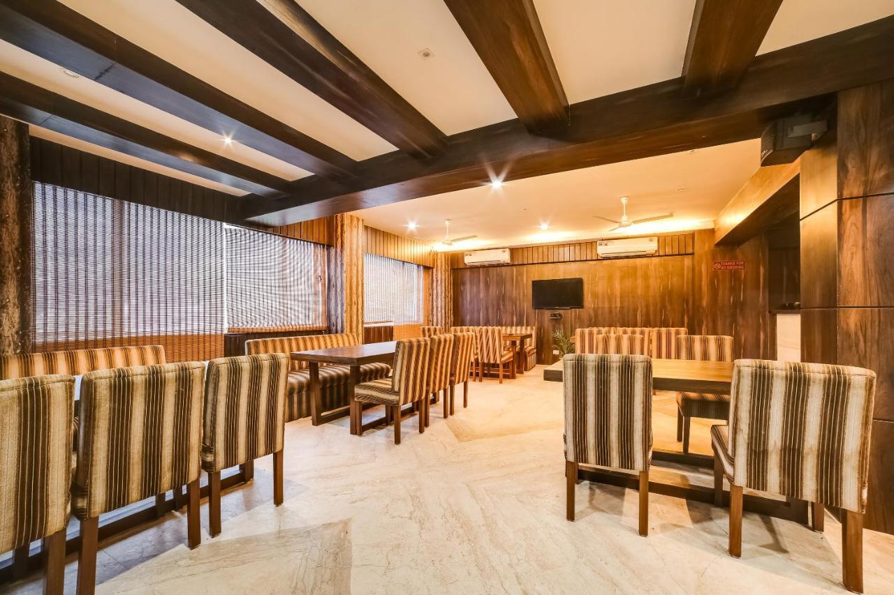 Bhalukpung Capital O 61351 Waii International酒店 外观 照片